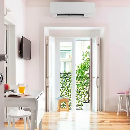 Apartamento Altido Chic 1br Apt With Balcony Close By Graca Viewpoint And Tram Stops Lisboa