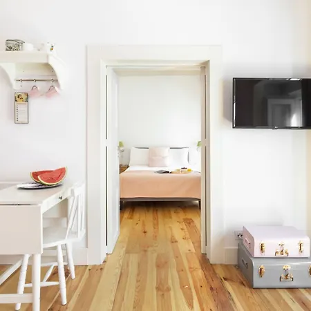 Apartamento Altido Chic 1br Apt With Balcony Close By Graca Viewpoint And Tram Stops *